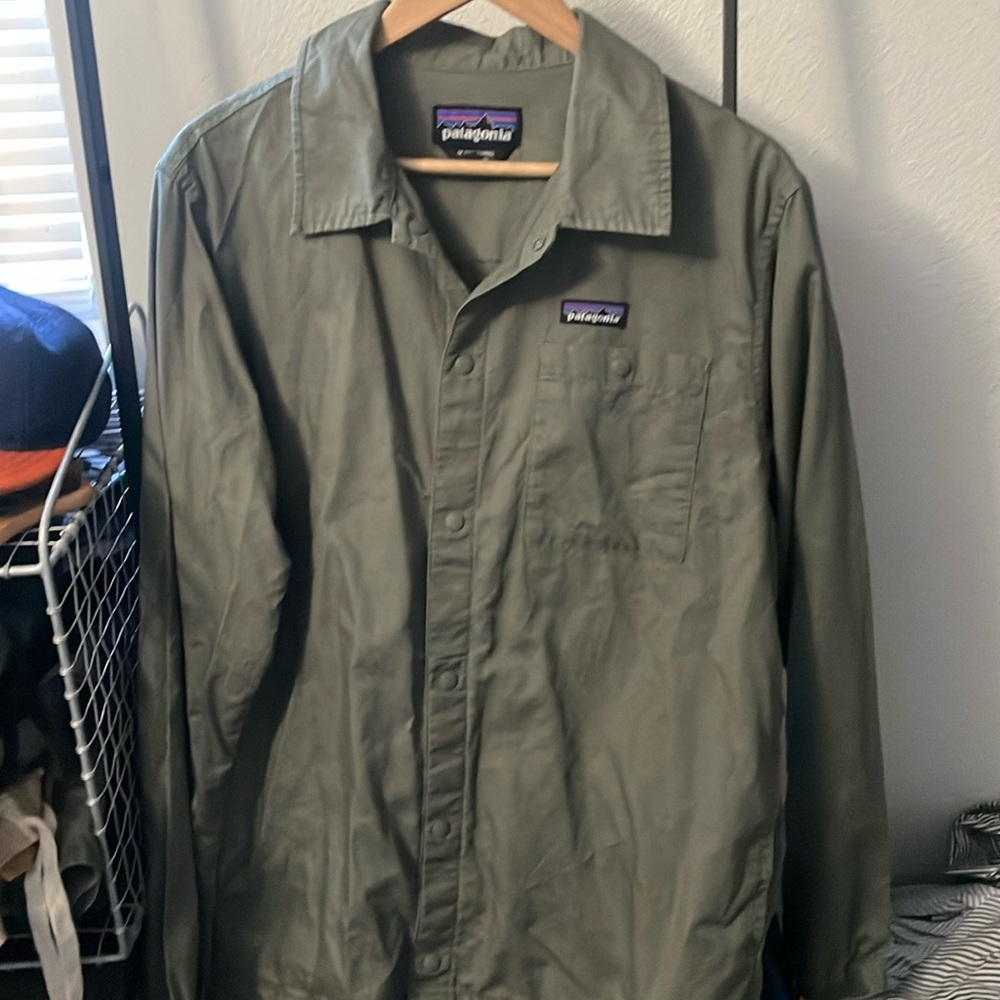 Patagonia coaches shirt jacket